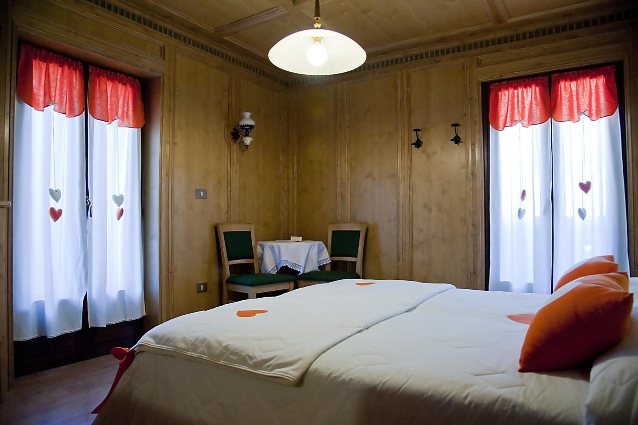 Albergo Venezia Sappada Pokoj fotografie
